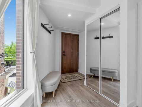 Photo 2 at 204 - 1316 Kingston Road, Cliffside, Toronto