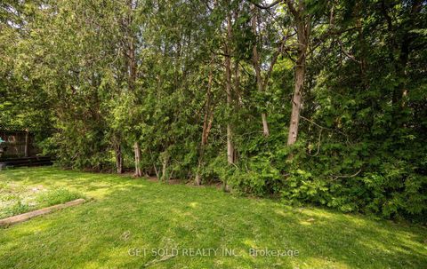 Photo 33 at 131 Clearbrooke Circle, Kipling, Toronto