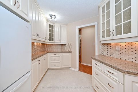 Photo 17 at 208 - 250 Davis Drive, Central Newmarket, Newmarket