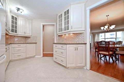 Photo 18 at 208 - 250 Davis Drive, Central Newmarket, Newmarket