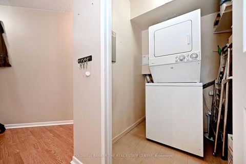 Photo 30 at 208 - 250 Davis Drive, Central Newmarket, Newmarket