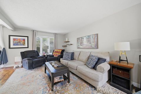 Photo 4 at 300 Cundles Road W, Northwest, Barrie