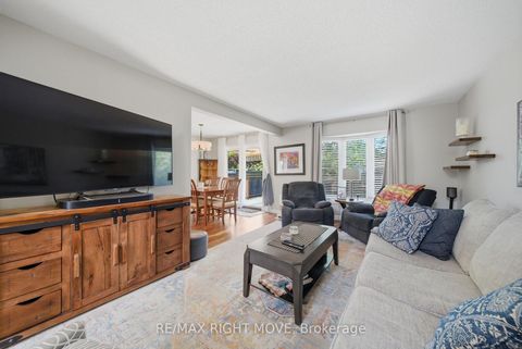 Photo 5 at 300 Cundles Road W, Northwest, Barrie