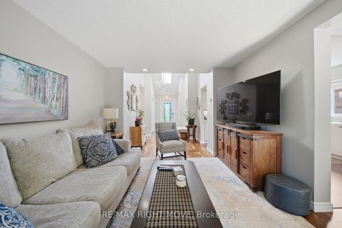 Photo 6 at 300 Cundles Road W, Northwest, Barrie