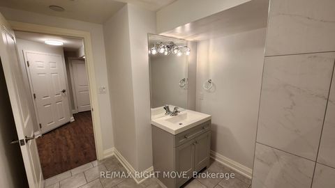 Photo 32 at 300 Cundles Road W, Northwest, Barrie