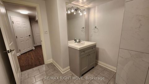 Photo 33 at 300 Cundles Road W, Northwest, Barrie