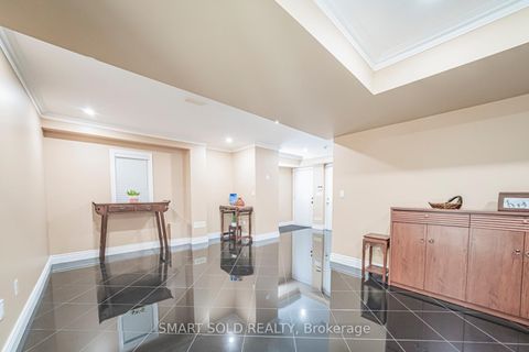 Photo 35 at 16 - 9133 Bayview Avenue, Doncrest, Richmond Hill