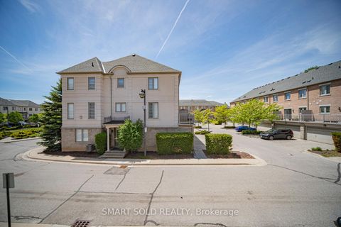 Photo 40 at 16 - 9133 Bayview Avenue, Doncrest, Richmond Hill