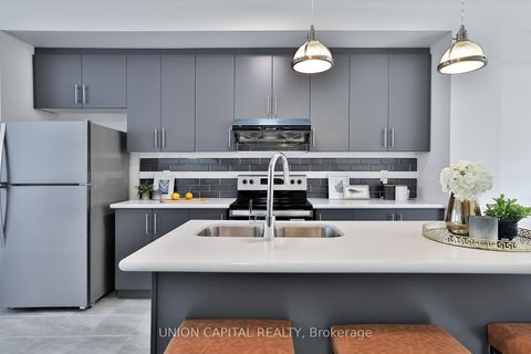 Photo 23 at 5 Sissons Way, Cedar Grove, Markham