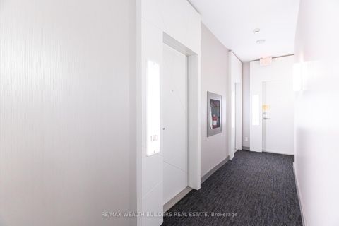 Photo 8 at 1403 - 12 York Street, Waterfront Communities C1, Toronto