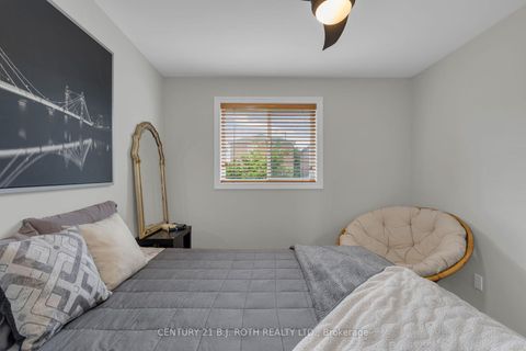 Photo 16 at 16 Longman Drive, Northwest, Barrie