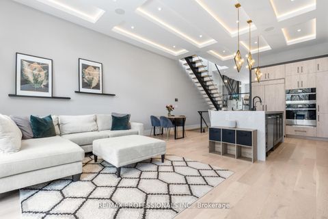 Photo 15 at 216 Aldercrest Road, Alderwood, Toronto
