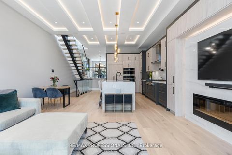Photo 16 at 216 Aldercrest Road, Alderwood, Toronto