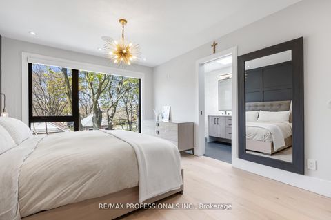Photo 21 at 216 Aldercrest Road, Alderwood, Toronto