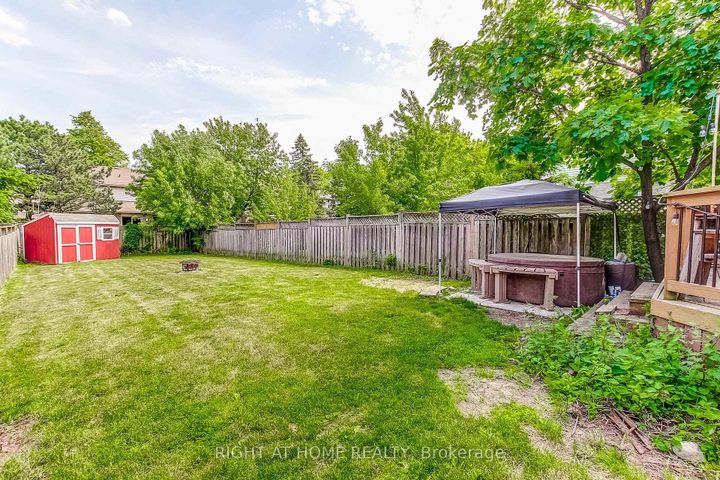 Photo 34 at 406 Levanna Lane, RO River Oaks, Oakville