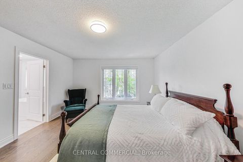 Photo 19 at 35 Mackay Drive, South Richvale, Richmond Hill