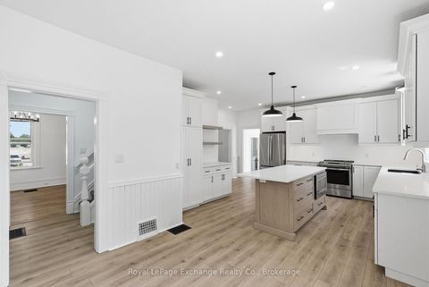 Photo 10 at 174393 Mulock Road, West Grey