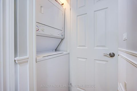 Photo 7 at 15 - 1949 Lawrence Avenue W, Weston, Toronto