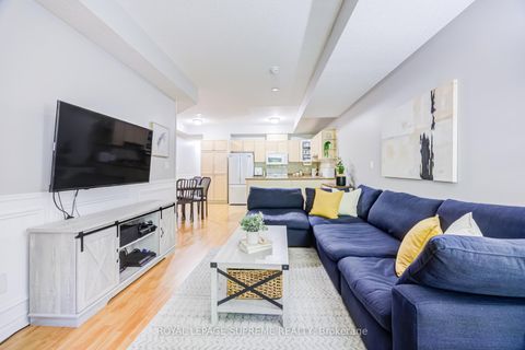 Photo 17 at 15 - 1949 Lawrence Avenue W, Weston, Toronto