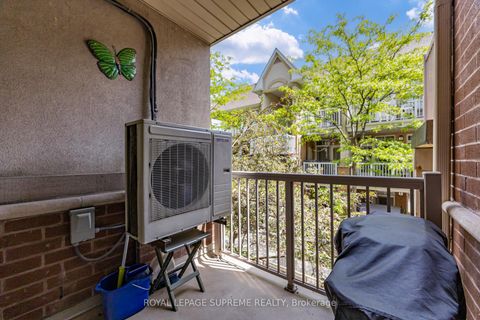 Photo 18 at 15 - 1949 Lawrence Avenue W, Weston, Toronto