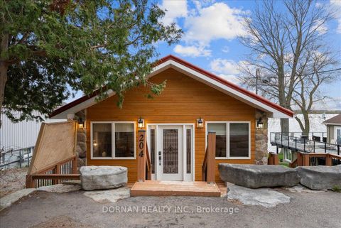 Photo 2 at 204 Portview Road, Port Perry, Scugog