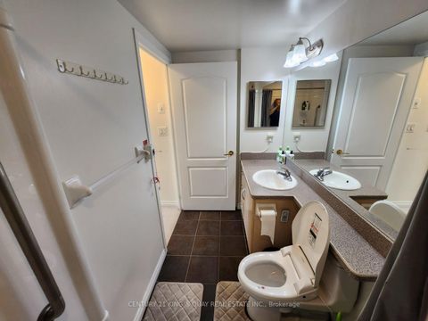Photo 3 at 717 - 2020 Mcnicoll Avenue, Milliken, Toronto