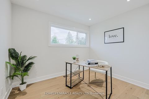 Photo 19 at 22 Arnprior Road, Bendale, Toronto