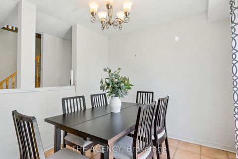 Photo 13 at 3 Waterton Crescent, Langstaff, Richmond Hill