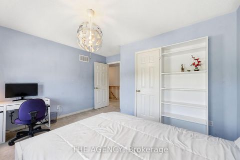Photo 21 at 3 Waterton Crescent, Langstaff, Richmond Hill