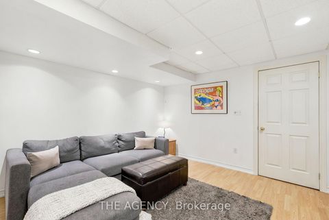 Photo 29 at 3 Waterton Crescent, Langstaff, Richmond Hill