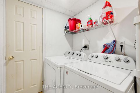 Photo 32 at 3 Waterton Crescent, Langstaff, Richmond Hill
