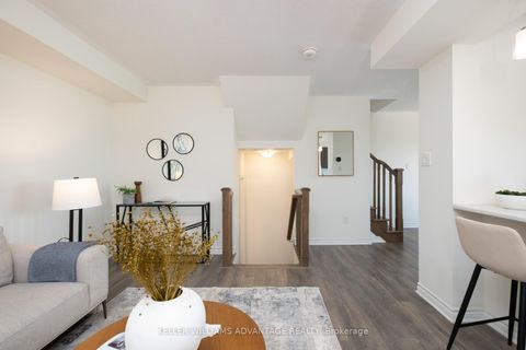 Photo 8 at 73 Cleanside Road, Birchmount, Toronto