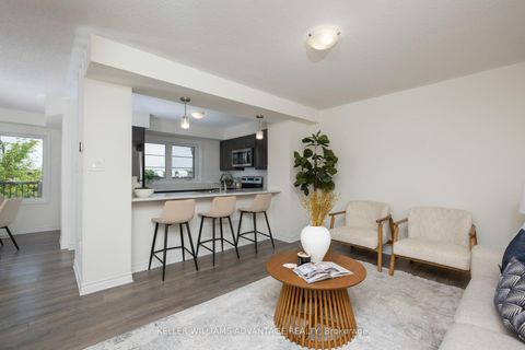 Photo 9 at 73 Cleanside Road, Birchmount, Toronto