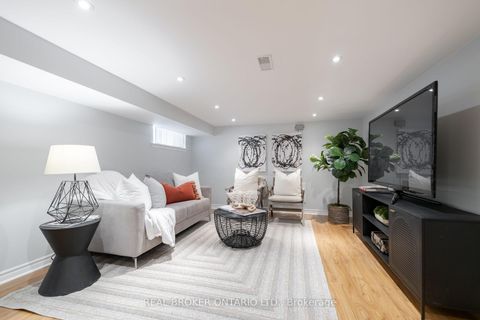 Photo 26 at 162 Coleman Avenue, Danforth, Toronto