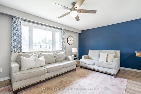 Photo 11 at 109 Daphne Crescent, Cundles East, Barrie