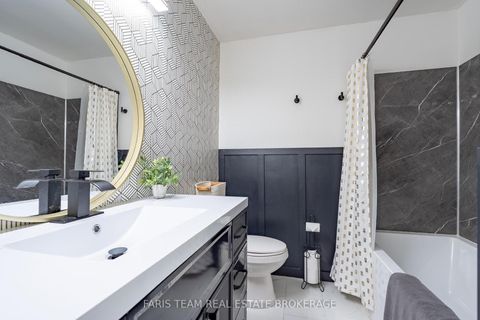 Photo 17 at 109 Daphne Crescent, Cundles East, Barrie