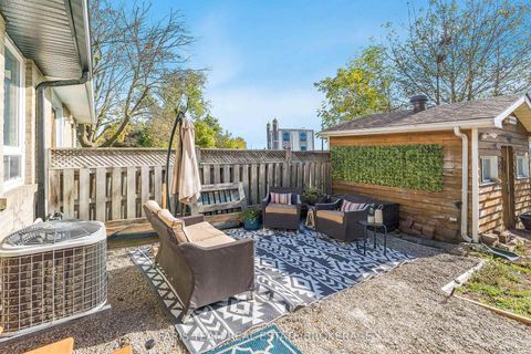 Photo 24 at 109 Daphne Crescent, Cundles East, Barrie
