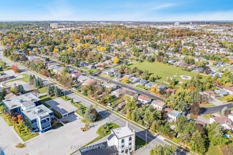 Photo 34 at 109 Daphne Crescent, Cundles East, Barrie