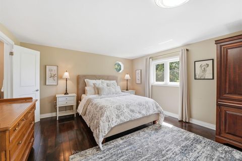 Photo 13 at 48 Tower Drive, Maryvale, Toronto