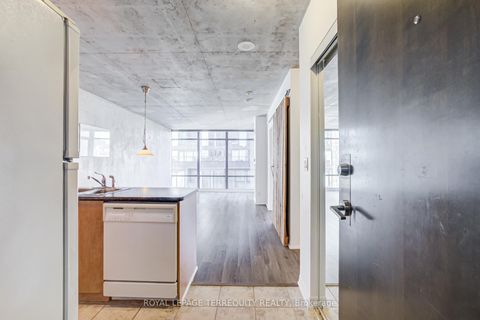 Photo 4 at 1307 - 22 Wellesley Street E, Yonge Corridor, Toronto