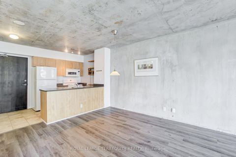 Photo 13 at 1307 - 22 Wellesley Street E, Yonge Corridor, Toronto