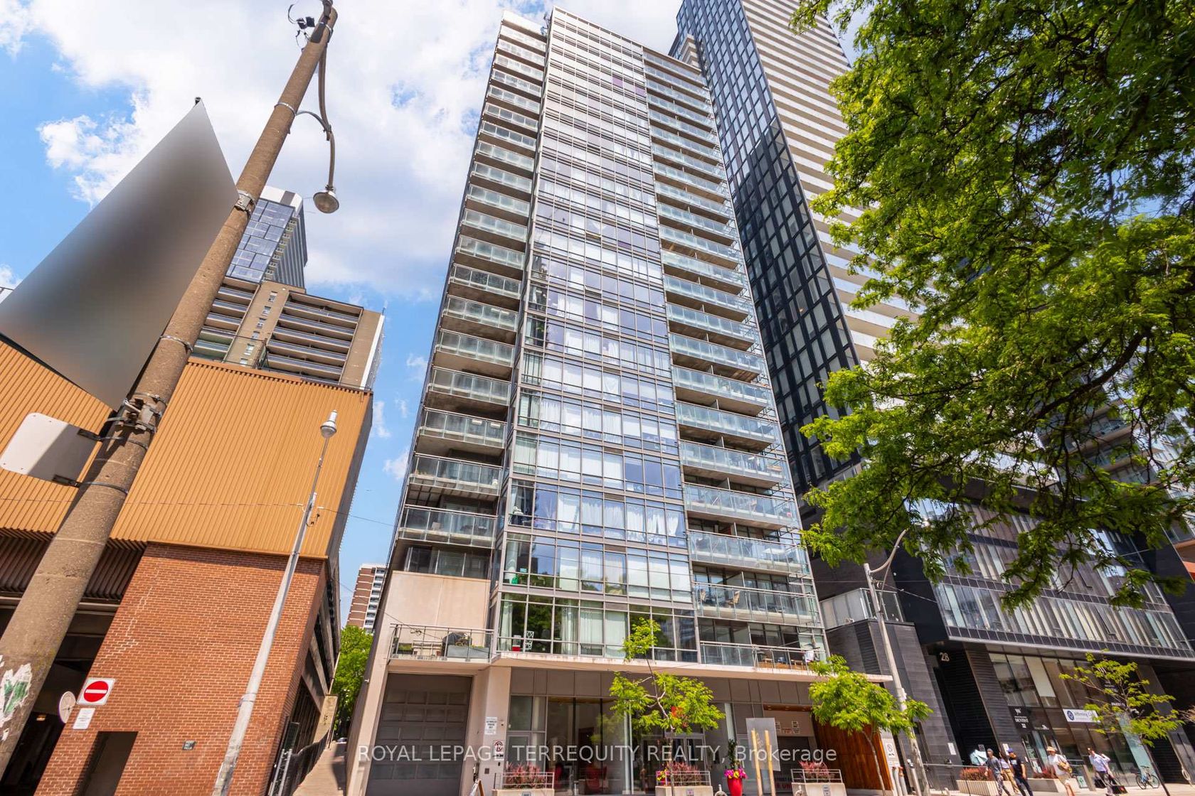 1307 - 22 Wellesley Street E, Yonge Corridor, Toronto 