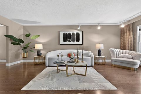 Photo 10 at 9 Harlington Road N, Don Mills, Toronto