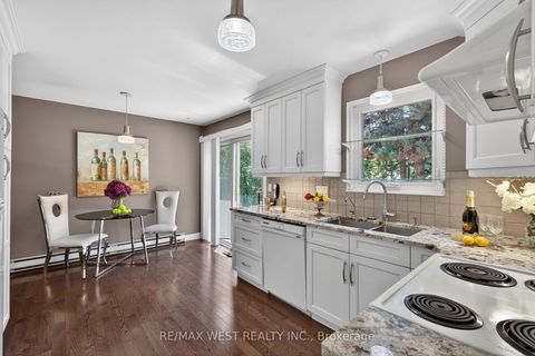 Photo 19 at 9 Harlington Road N, Don Mills, Toronto