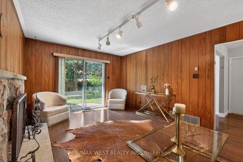 Photo 21 at 9 Harlington Road N, Don Mills, Toronto