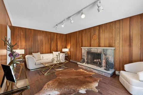 Photo 23 at 9 Harlington Road N, Don Mills, Toronto