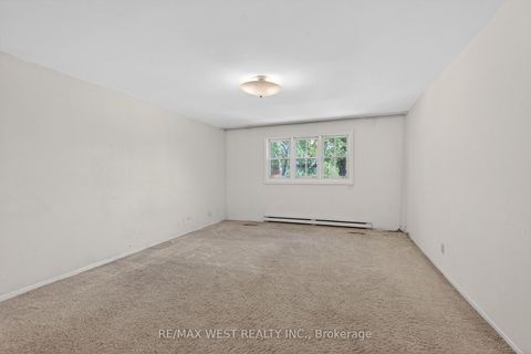 Photo 27 at 9 Harlington Road N, Don Mills, Toronto