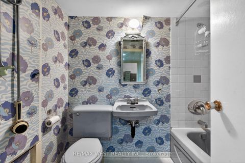 Photo 34 at 9 Harlington Road N, Don Mills, Toronto