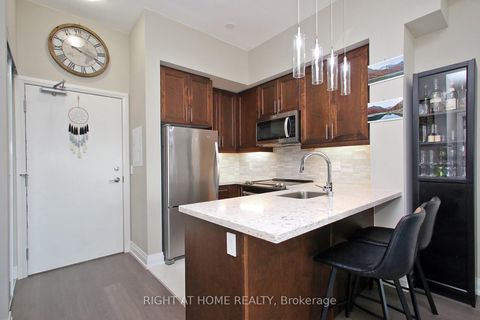 Photo 6 at 436 - 555 William Graham Drive, Rural Aurora, Aurora