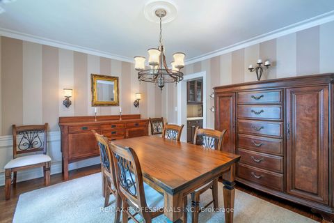 Photo 15 at 376 Prince Edward Drive N, Kingsway South, Toronto